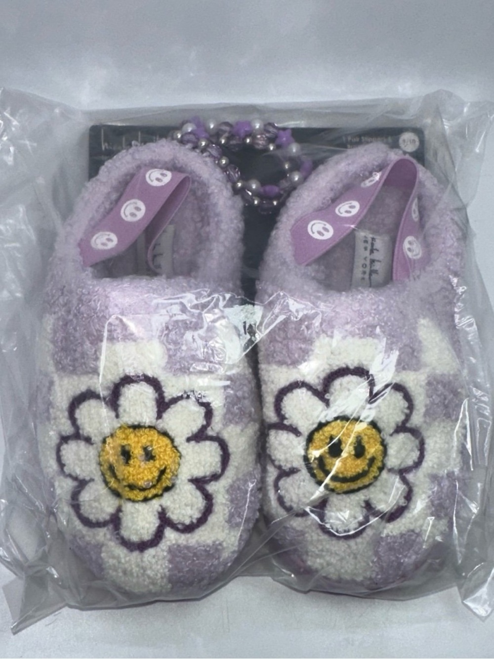 Nicole Miller Girls Purple checkered smiley slippers and bracelet set size 9/10
